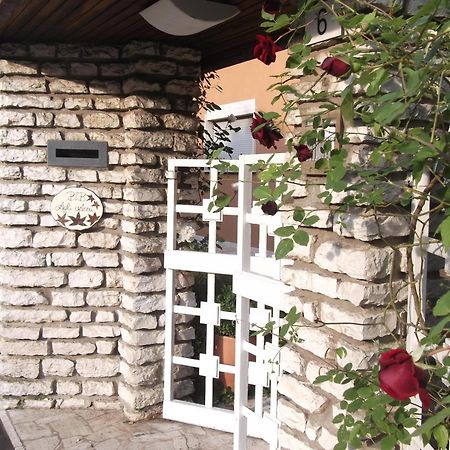Bed & Breakfast Agli Aceri Verona Exteriör bild